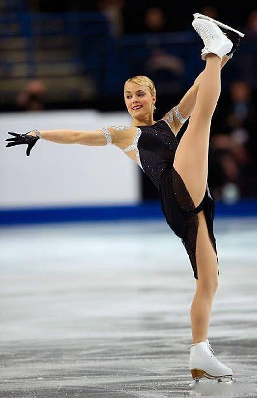 体坛十大美女:基拉-科尔皮,芬兰花样滑冰运动员,身高168厘米,体重58