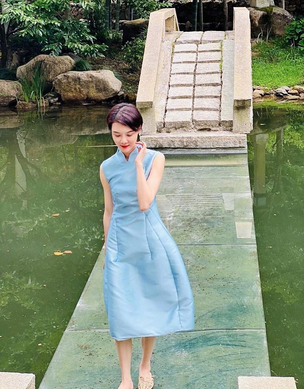 车晓旗袍装扮优雅优雅美照欣赏