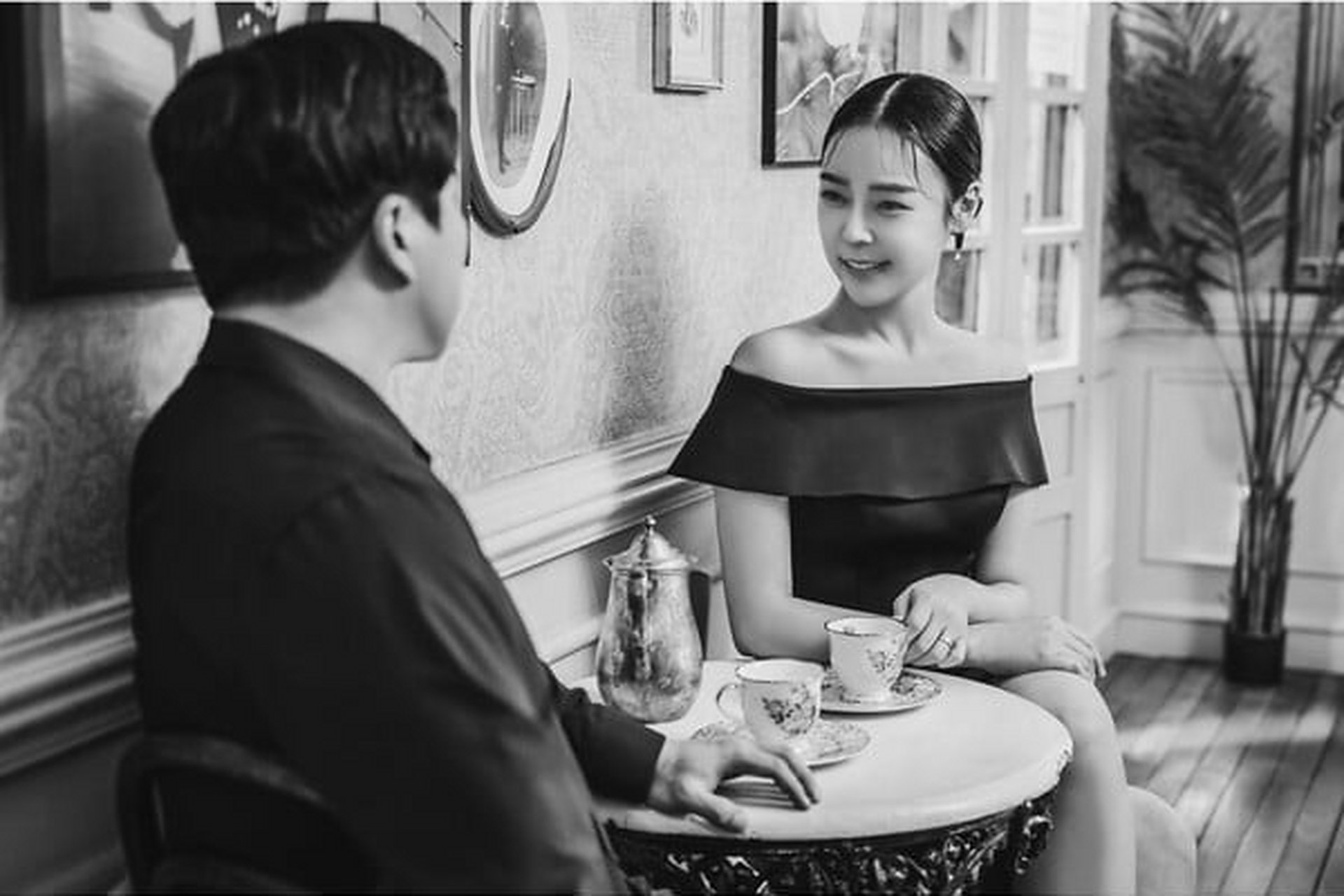 崔韩光于2006年接受手术成为女性.