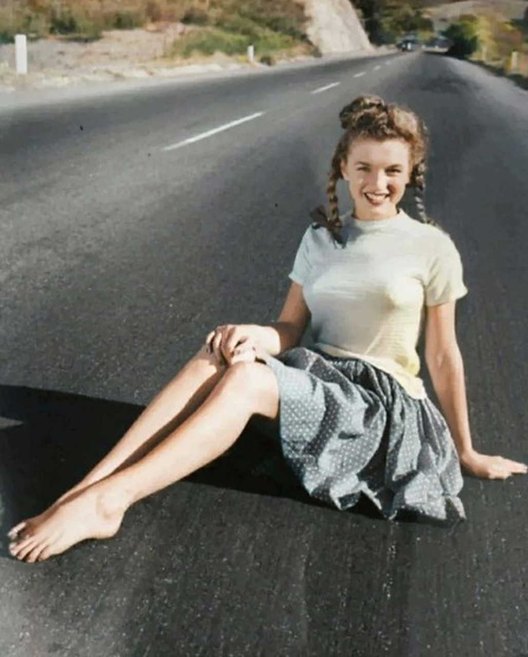 赫本拥有42码大脚,梦露的脚38码,谁更适合跳芭蕾舞?