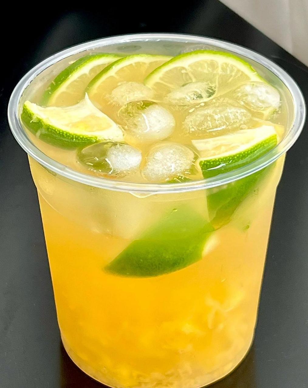 [鸡蛋]暴打菠萝柠檬茶95! 巨清爽!