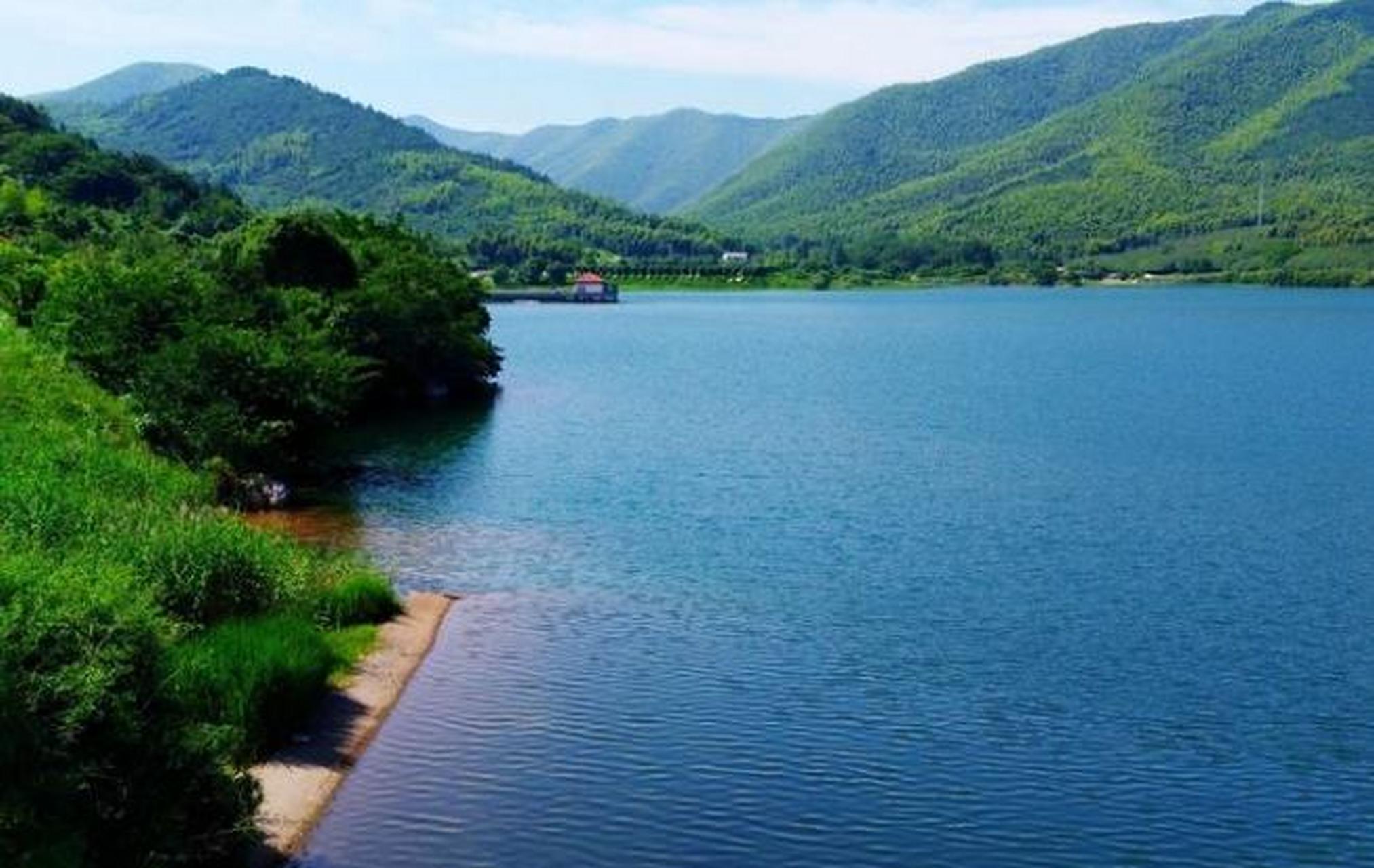 这是无锡宜兴张渚镇的一颗明珠,宜南山区的一片瑰宝.