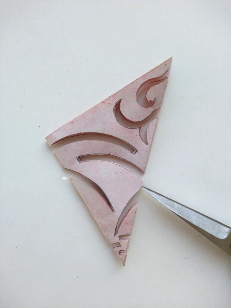 剪纸窗花,简单的儿童手工剪纸