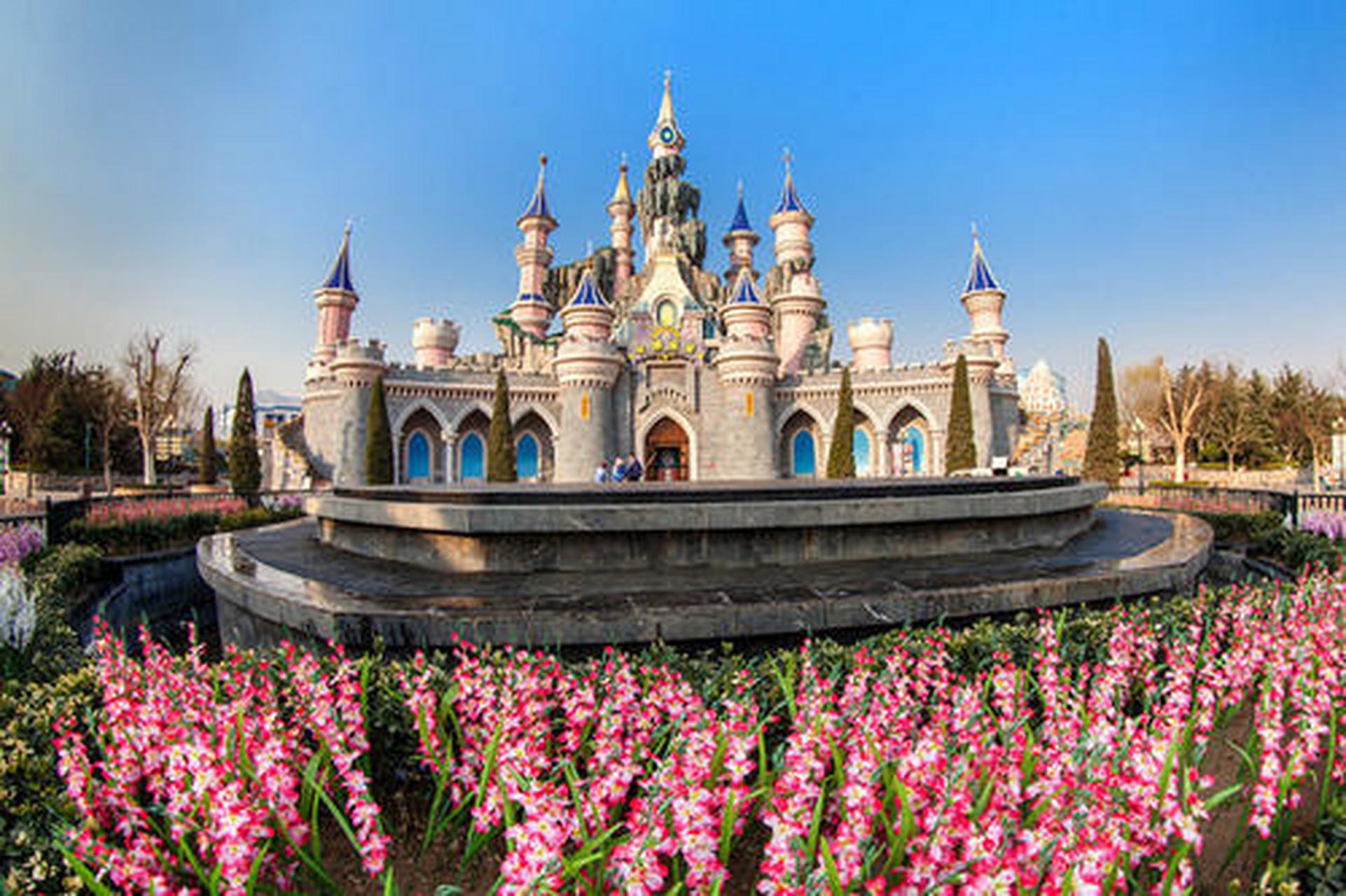 沈阳方特欢乐世界,涵盖主题项目,游乐项目,休闲及景观项目300多项