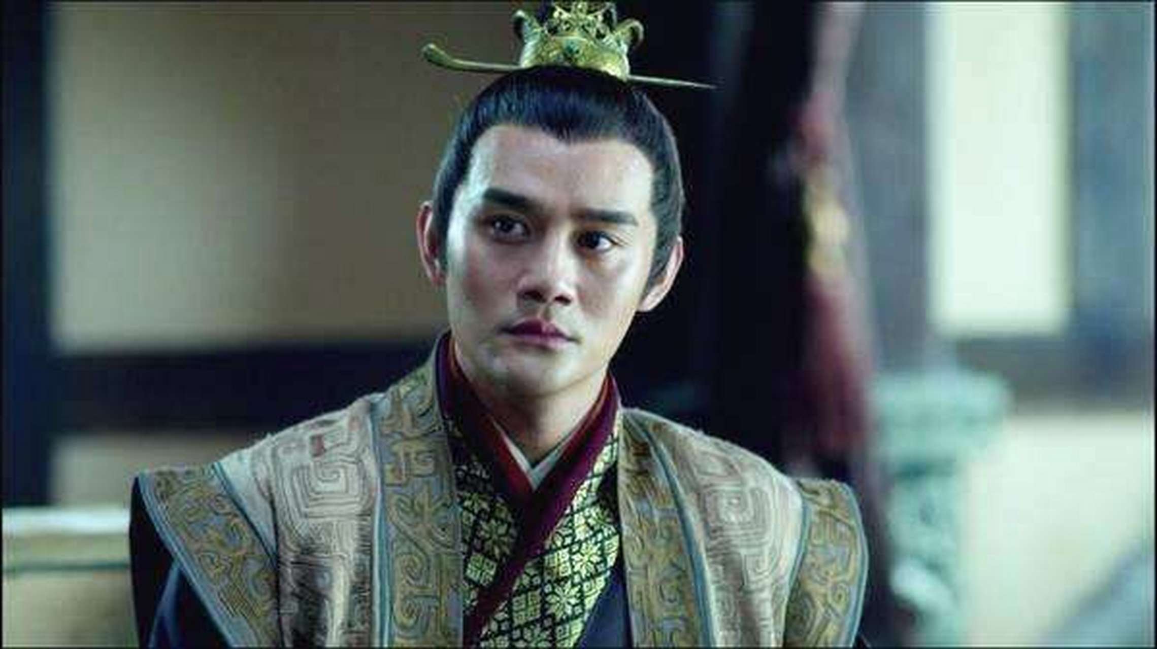 卢思道已过了长江,经过一个寺院,僧人们为他准备了饮食.