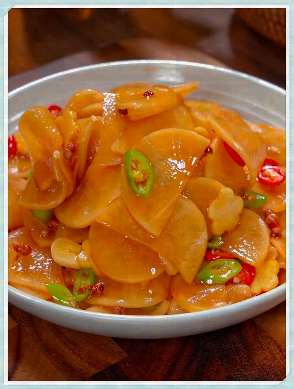 巨爽口  一定不能少的小菜,湘菜馆子必备的酸脆白萝卜,口感爽口令人