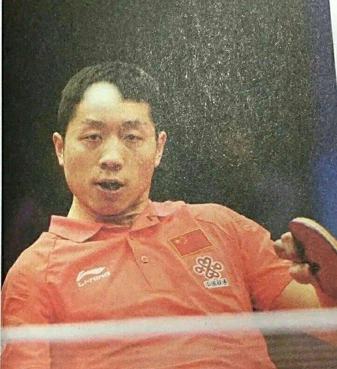 奥运冠军许昕乒乓球错位,哈哈哈哈哈哈太好笑了.