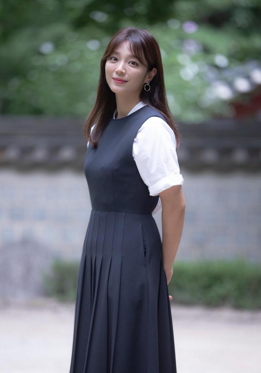 长相清纯的韩国女星宋智仁