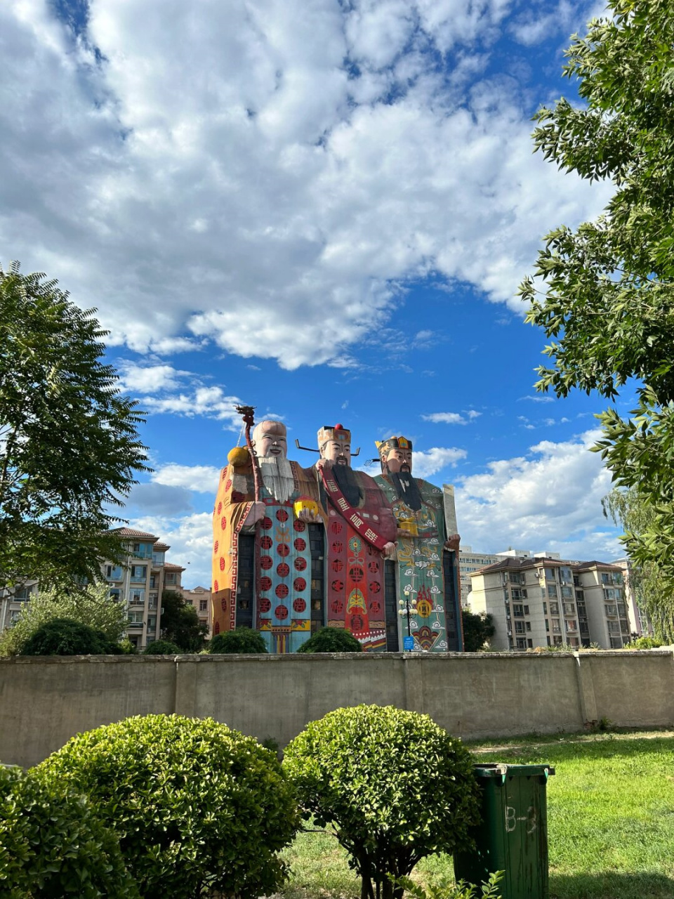 北京周边奇葩建筑  福禄寿大楼,古老传说中的神奇建筑,如今已成为一个