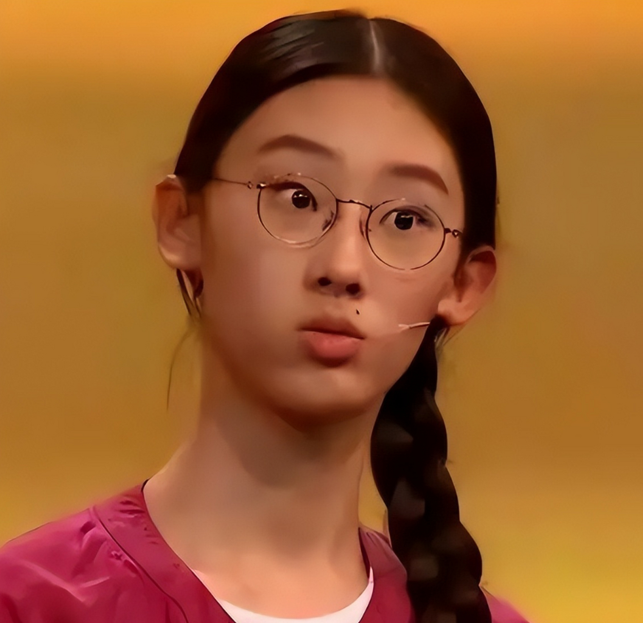 2019年,获得央视《中国诗词大会》冠军的武亦姝,高考成绩613分.