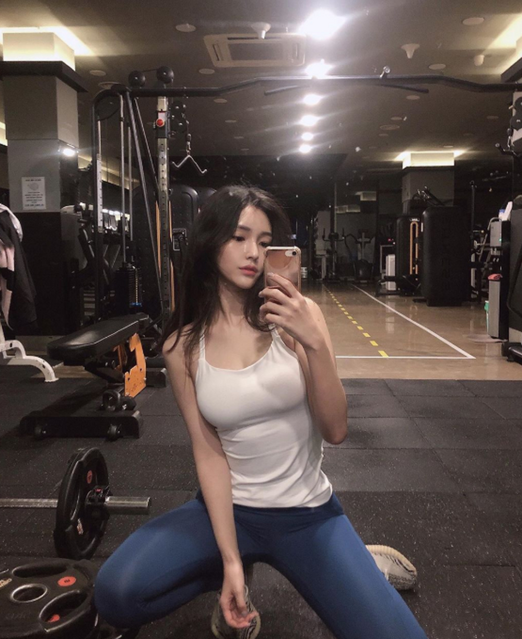 老祖宗的夫妻关系 1,男人一把火,女人一瓢水 2,满堂儿女,不如半路夫妻