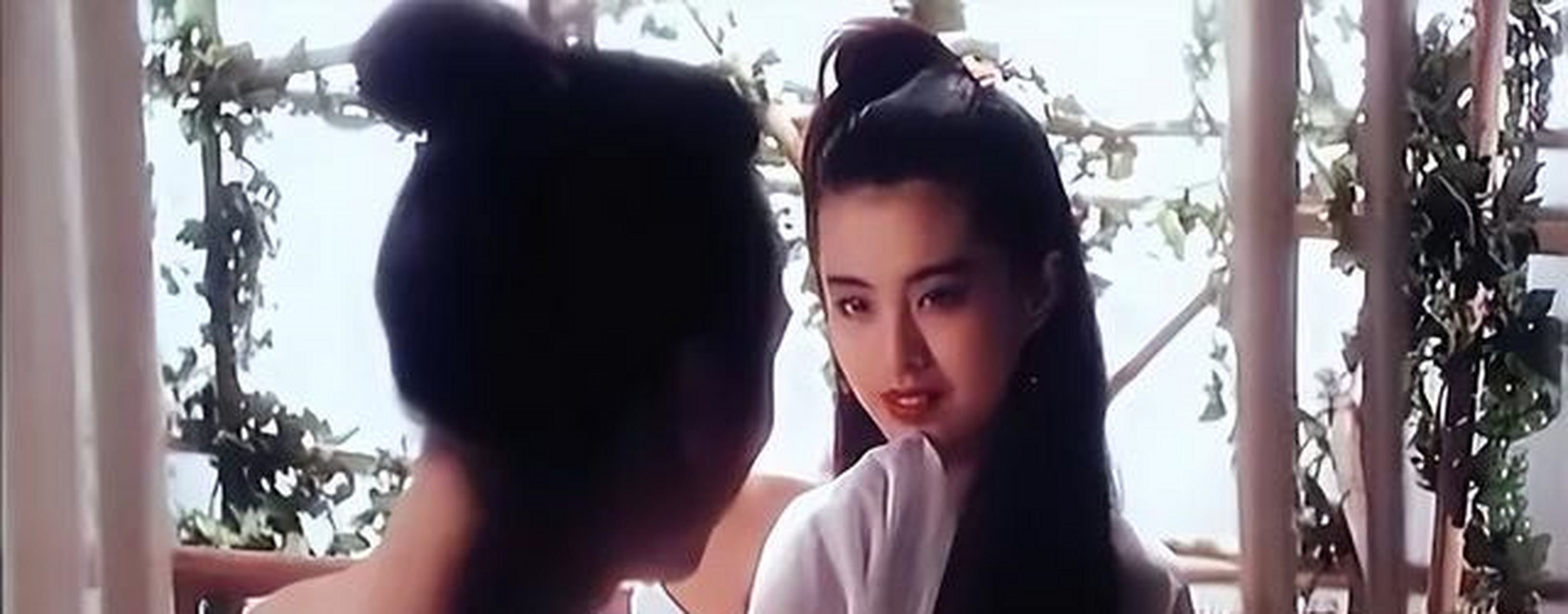 第一位:王祖贤1989年[羊驼《潘金莲之前世今生》是由罗卓瑶执导