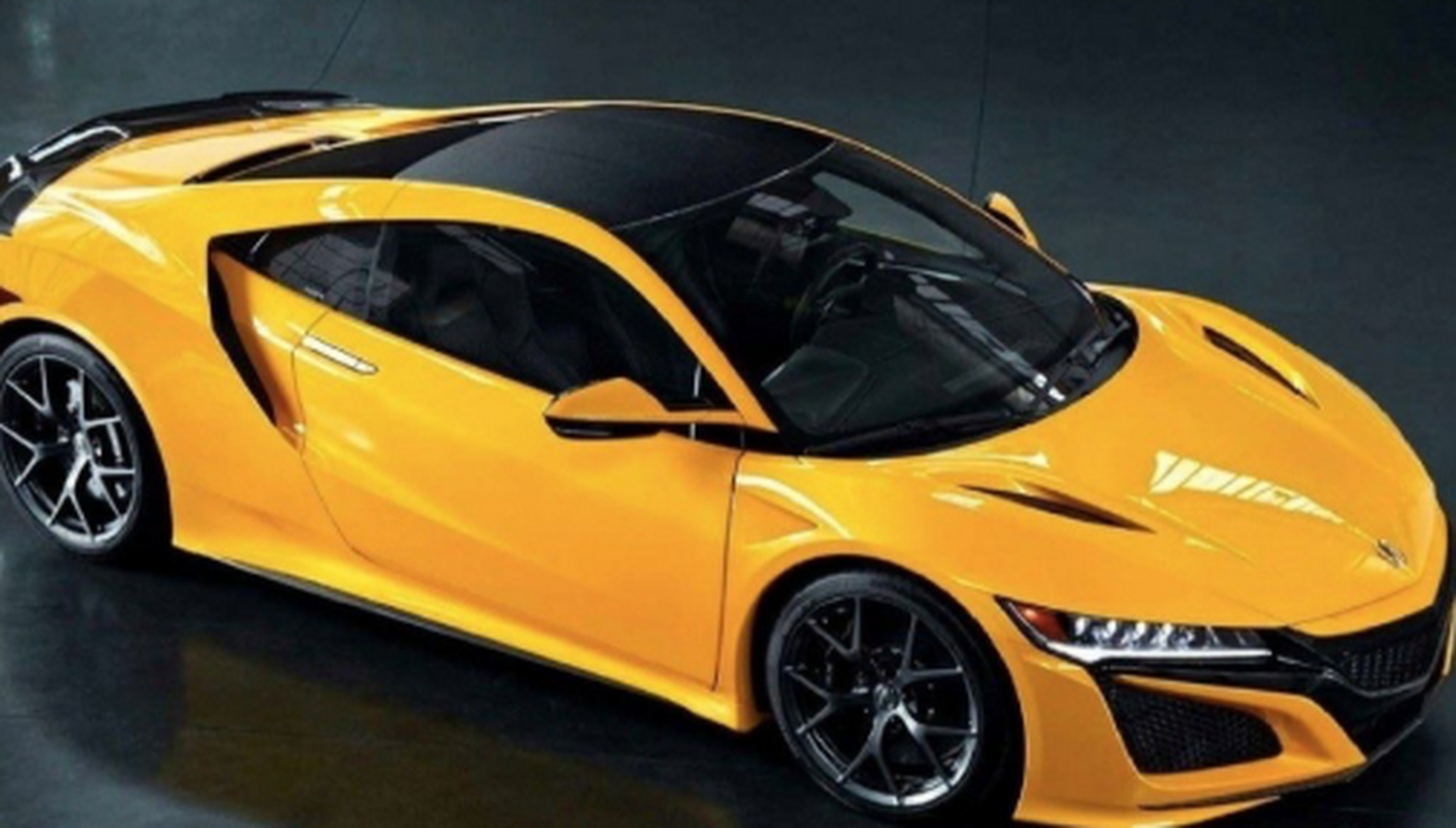 讴歌nsx在悬挂升级方面下足了功夫,换装了刚性更高的前后悬挂摇杆和