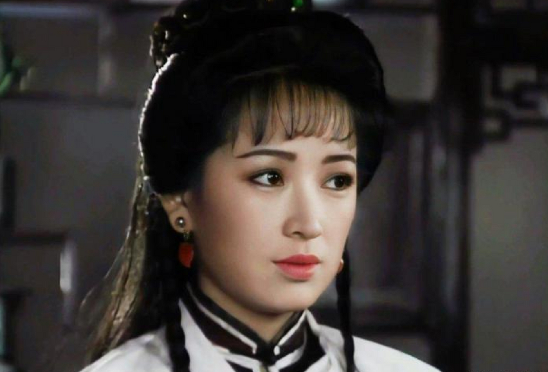 龚慈恩2012年开始复出拍剧,2019年与丈夫林炜离婚.