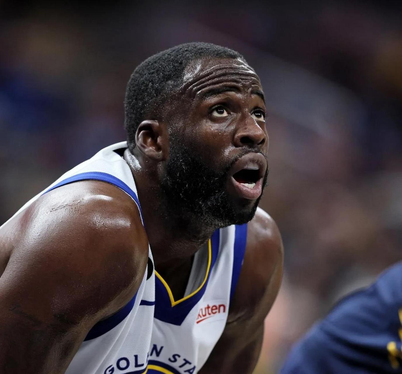 勇士队球星德雷蒙德-格林:  "我受到了很多批评,因为我支持勒布朗