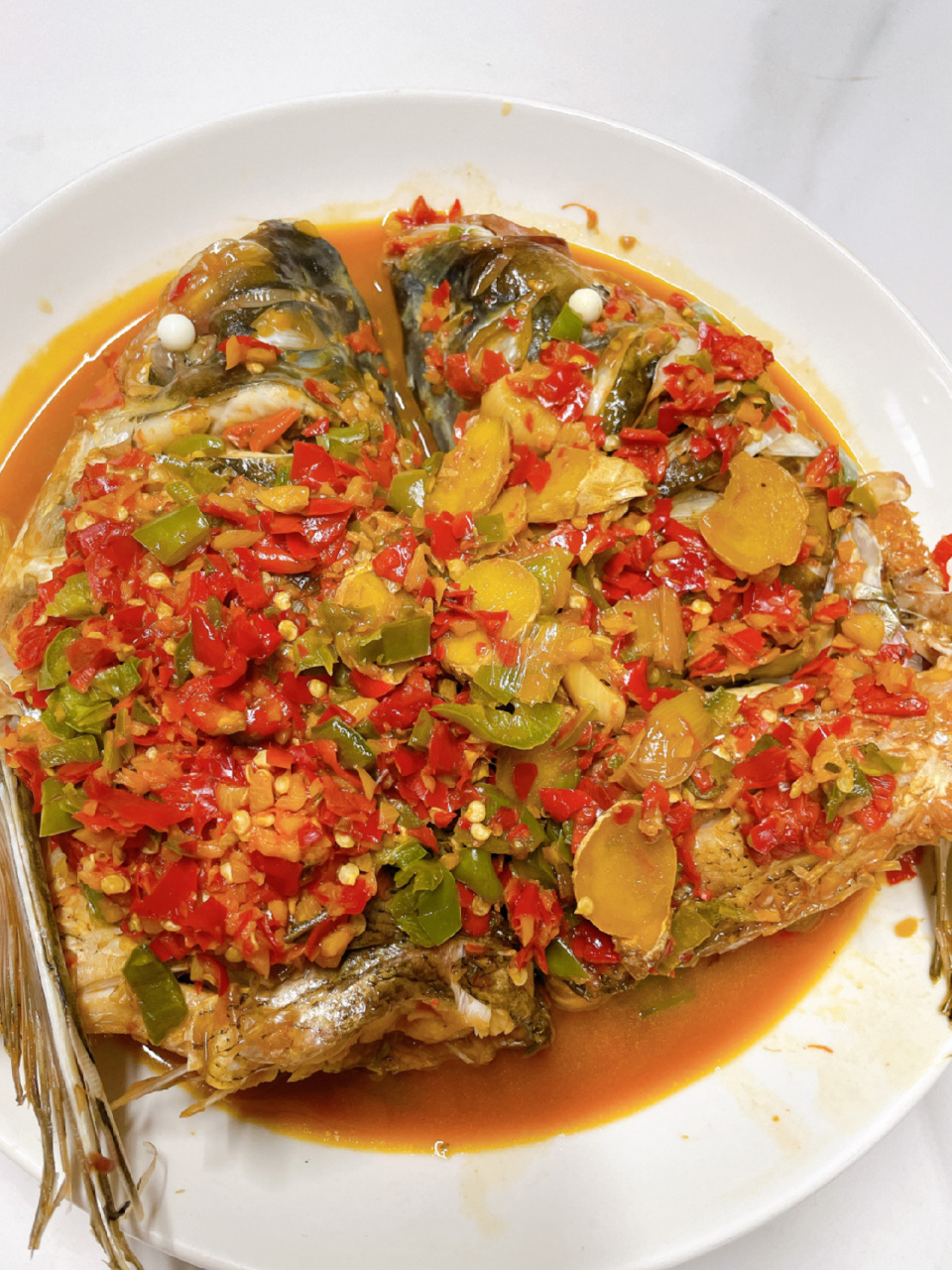 剁椒鱼头不要再蒸了,试试这样做,更加好吃!