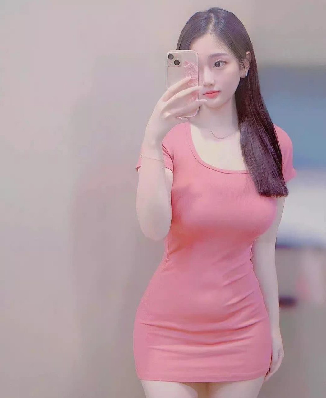 网恋女朋友发给我的照片,感觉自己赚了很多钱![捂脸]