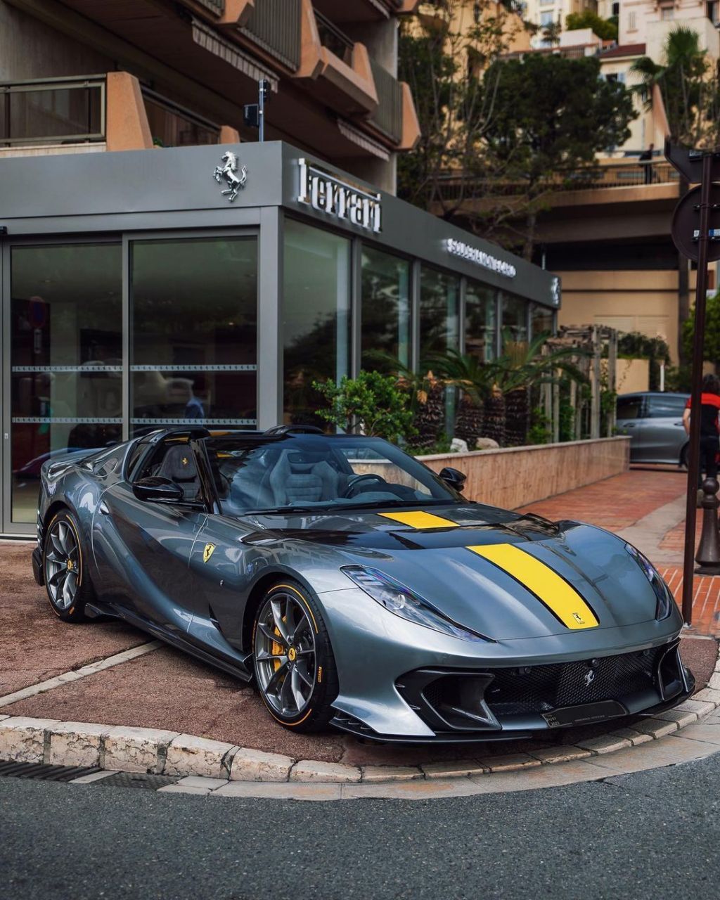 ferrari 812 competizione aperta 法拉利812  car时尚  豪车超跑
