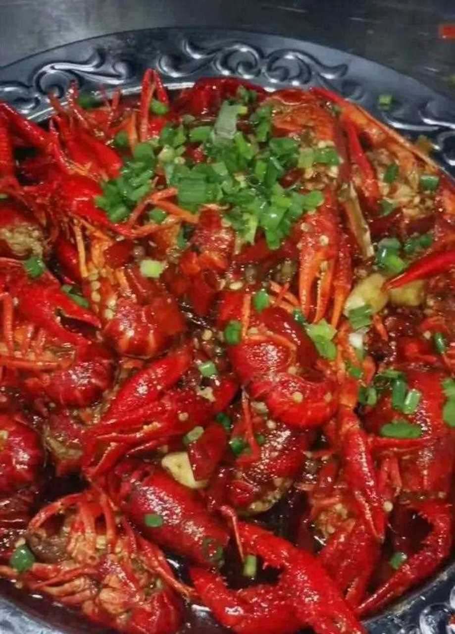 麻辣小龙虾的做法最正宗的做法(麻辣小龙虾的做法最正宗的做法怎样才能给花散光)
