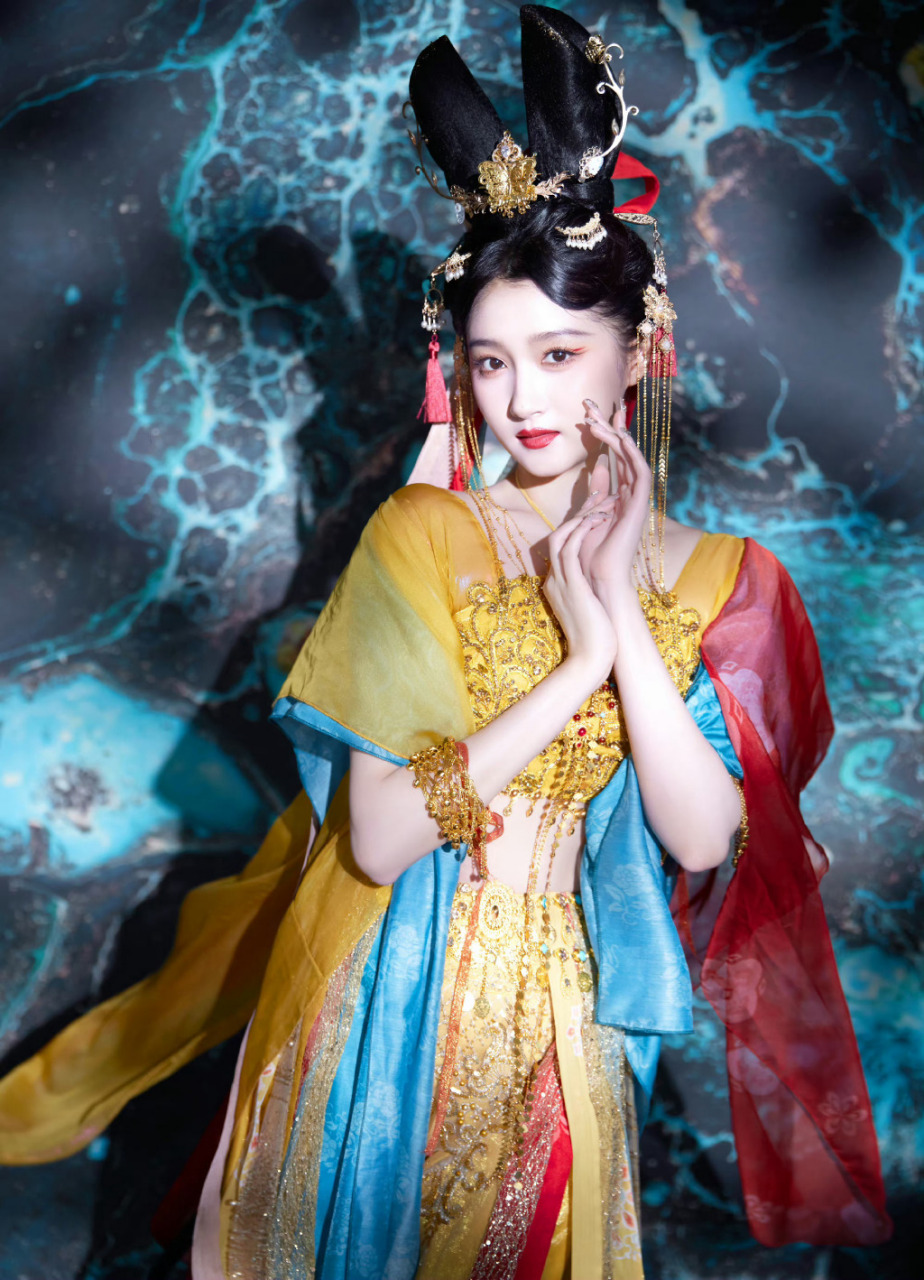 娱乐热ai计划# 关晓彤在《王牌对王牌》晒出自己的私人歌单,竟然屎屯