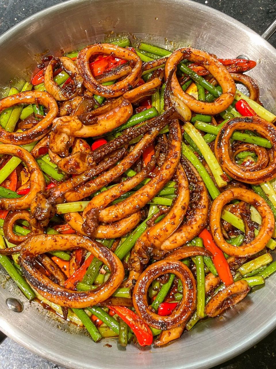 巨巨巨好吃! 鱿鱼控就一定要试试!这做法真的赶上大排档了!