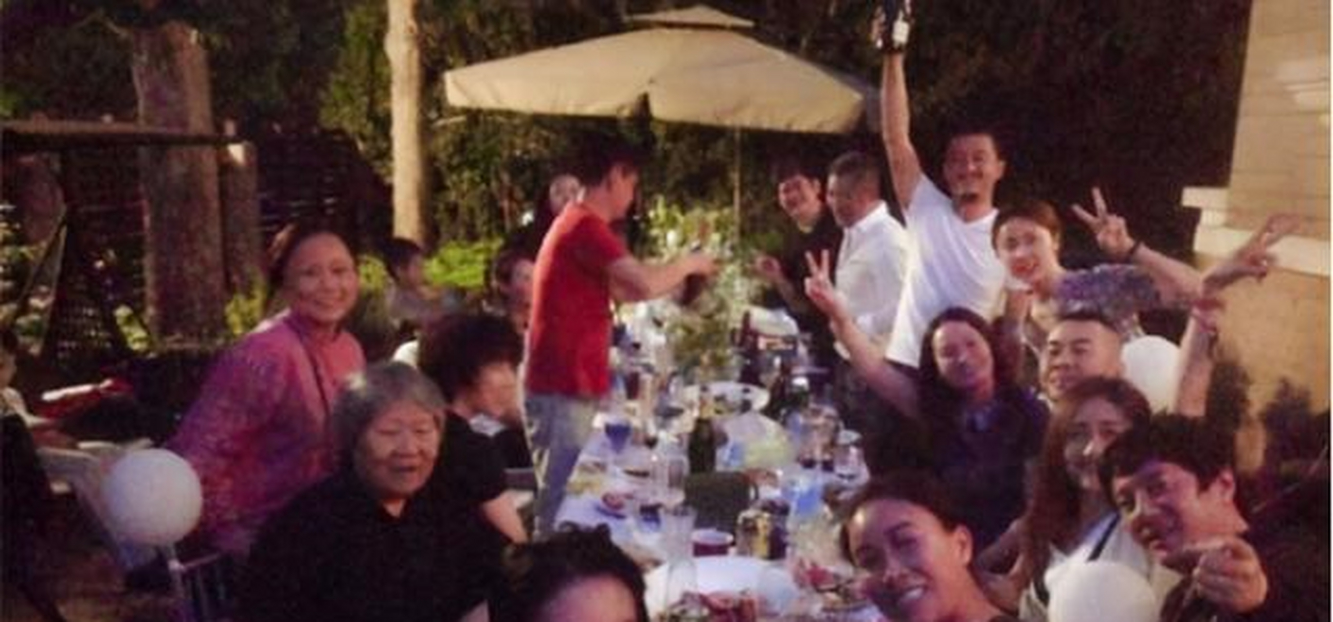 在《笑傲江湖》之后李亚鹏还拍摄了《海滩《将爱》等影视剧 但是