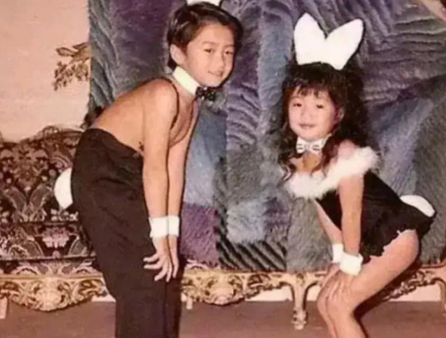 谢霆锋一小就痞帅啊,看这造型还真是不同于同龄人!