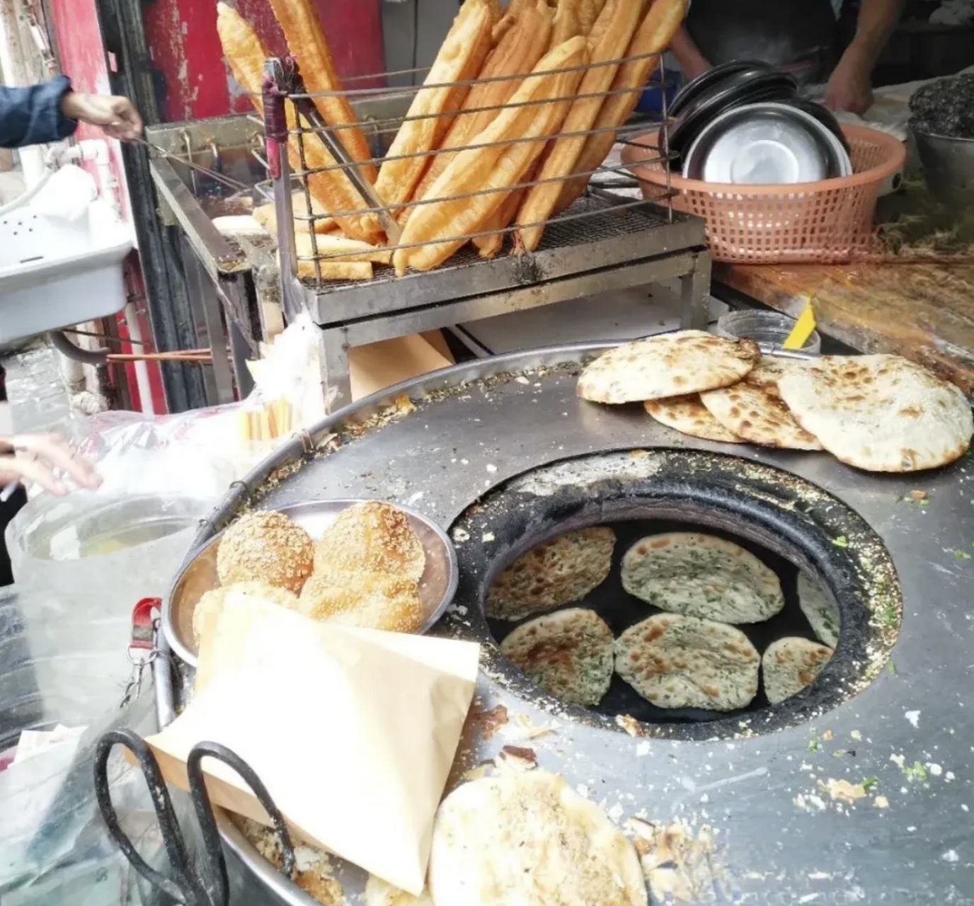 上海人传统早餐四大金刚:大饼,油条,豆浆,糍饭#奇趣美食嘉年华# #奇趣