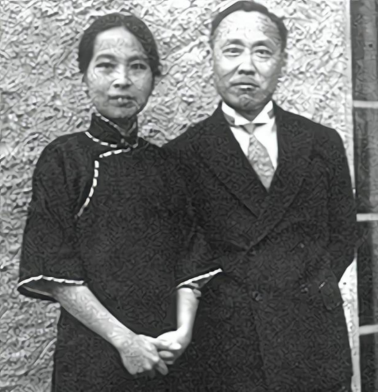 当年,王世瑛嫁给大12岁的张君励后就以他为天