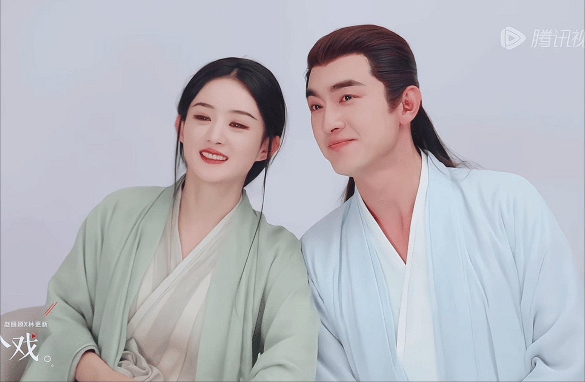 赵丽颖林更新与凤行采访动图