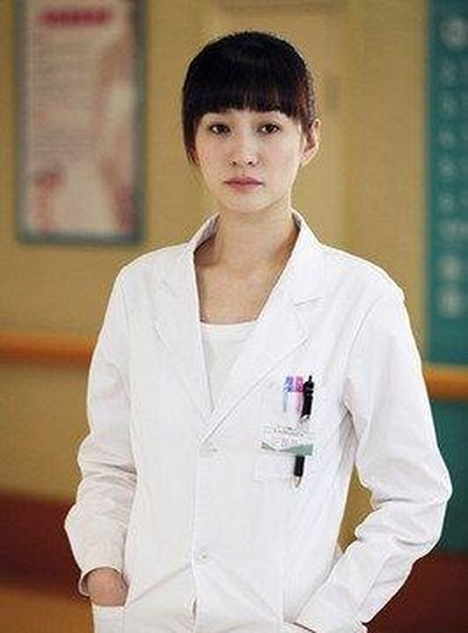 《今夜天使降临》中饰演林婷,丁克族女强人的代言.