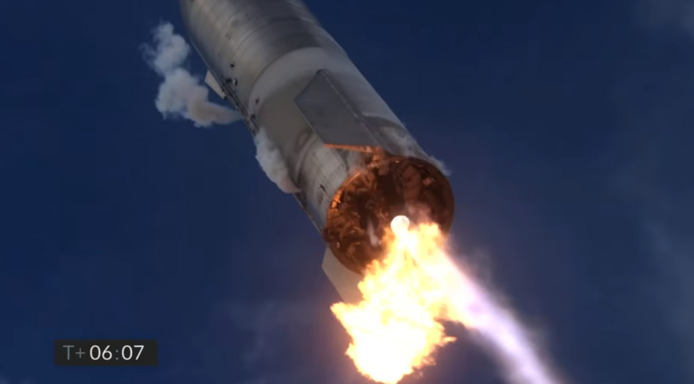 内容评论官# spacex星舰发射失败在空中发生爆炸 spacex 星舰末能与