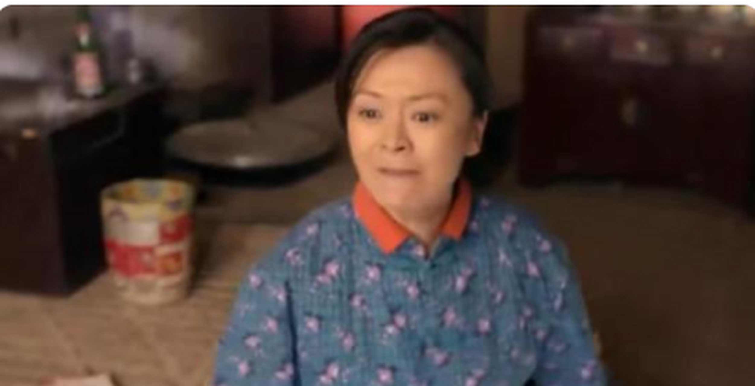 《平凡的世界》令人细思极恐的一幕:剃头匠妻子王彩娥和公社主任徐治