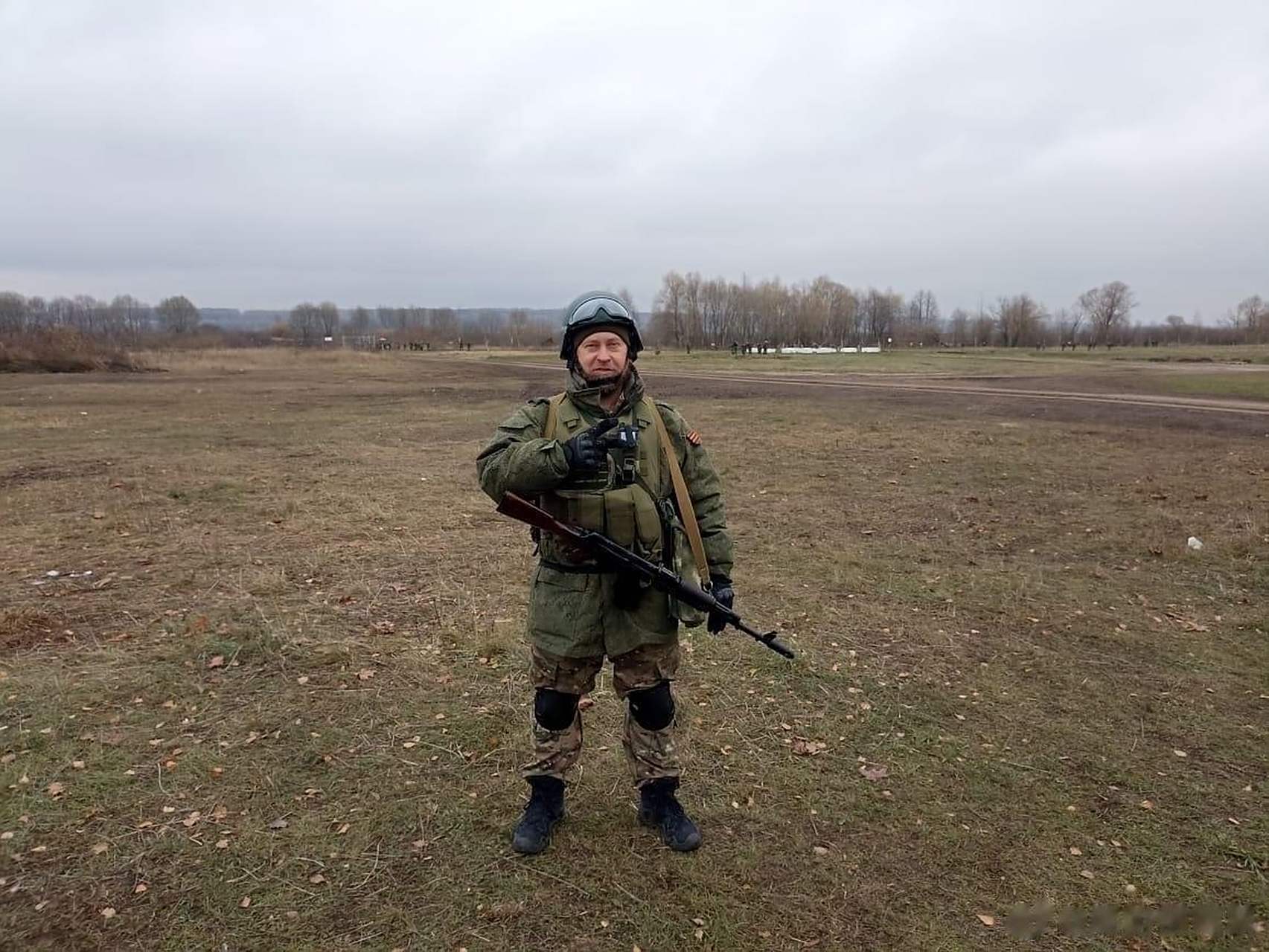 18岁的俄罗斯女孩泽拉塔·特斯拉是一名电子音乐手,原本5月6日要举行