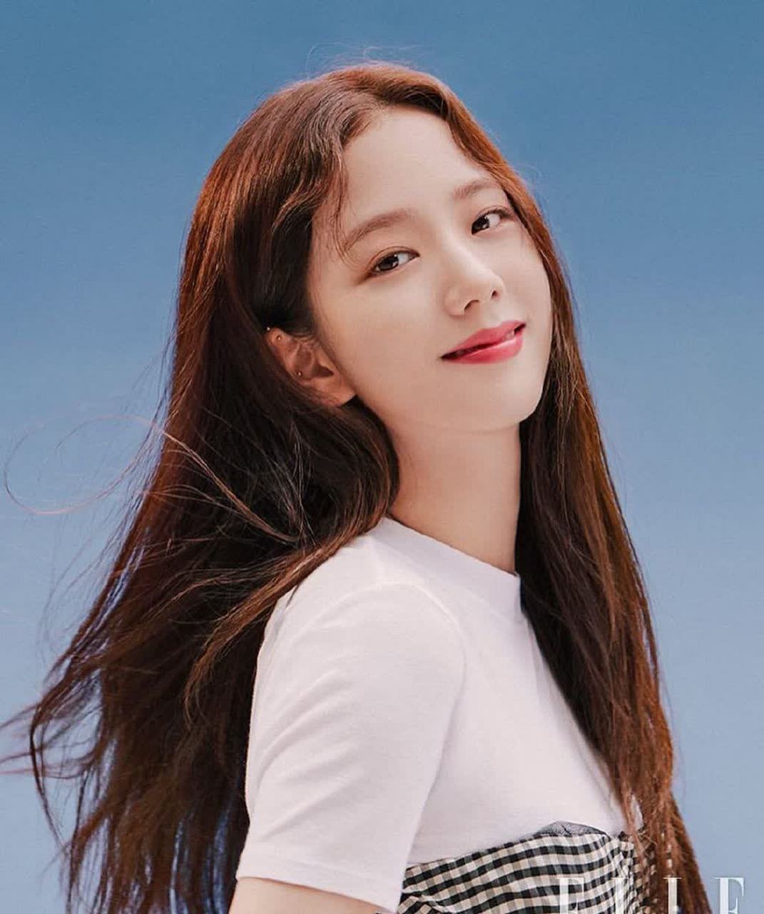 jisoo kim ji-soo × elle 韩国七月号 | 笑容灿烂的夏日少女~?[抠鼻]