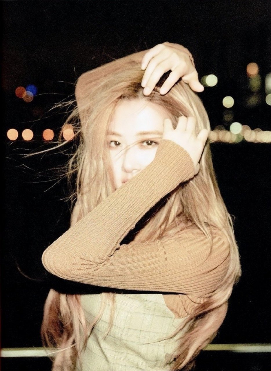 【朴彩英lisa大阪街头随拍】朴彩英lisa大阪街头随拍96,两人状态好