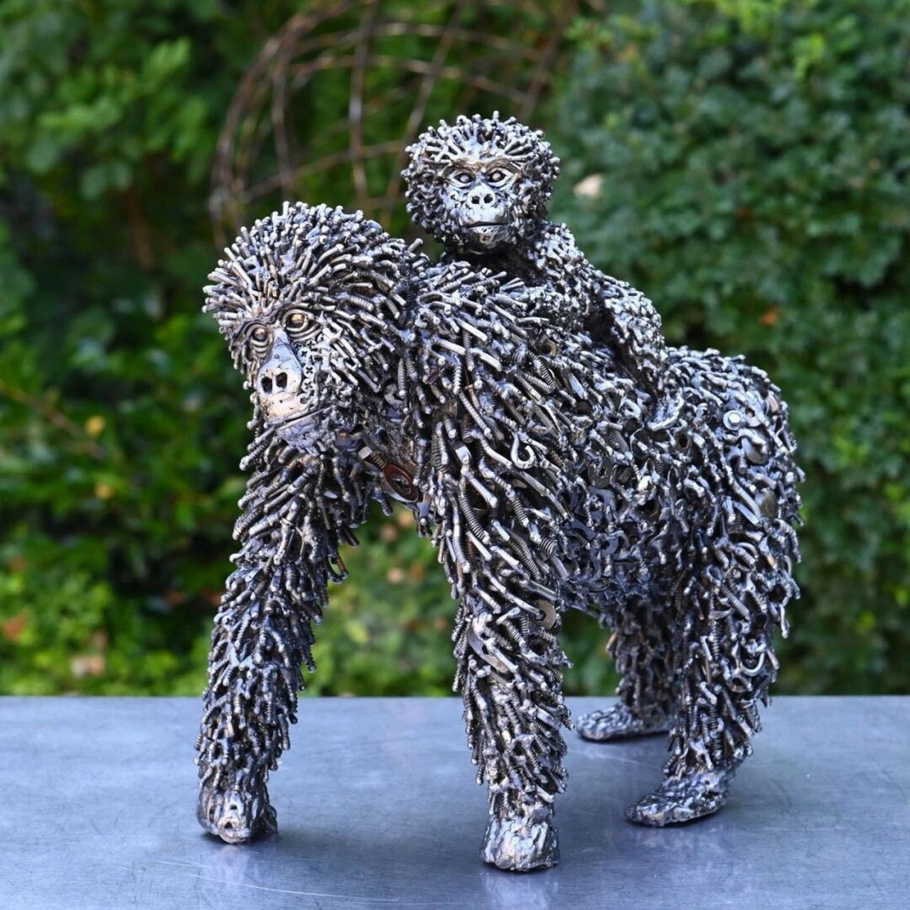 打螺丝的艺术:焊接雕塑令人惊叹!