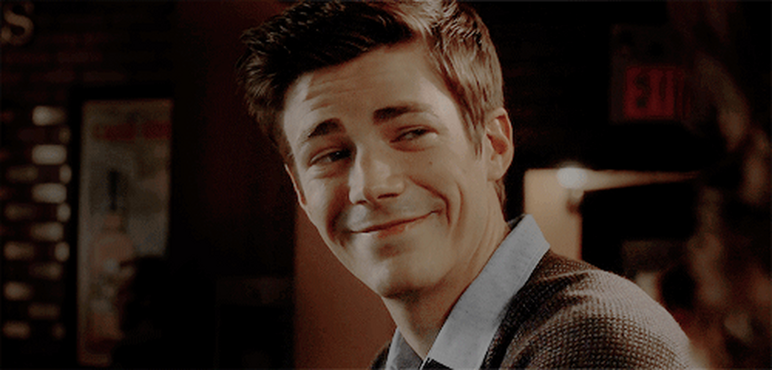 单词常见的是"破裂,断裂"的意思,但在这个口语表达里是"说笑话"的意思