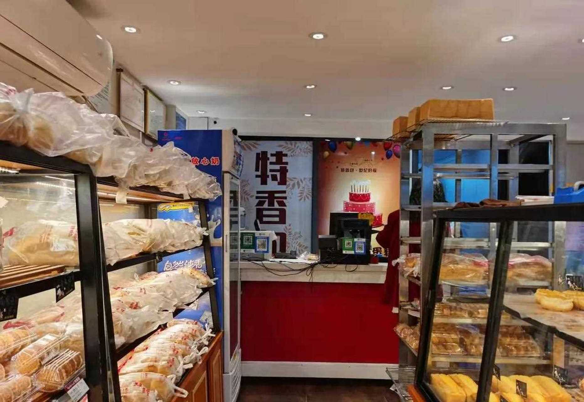 厦门思北特香包店,每次经过人满为患,买个面包排队也要十几分钟!想吃!