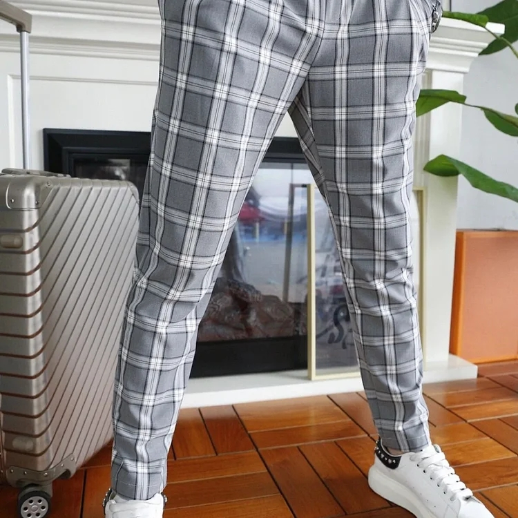 巴黎世家格子裤运动街头风