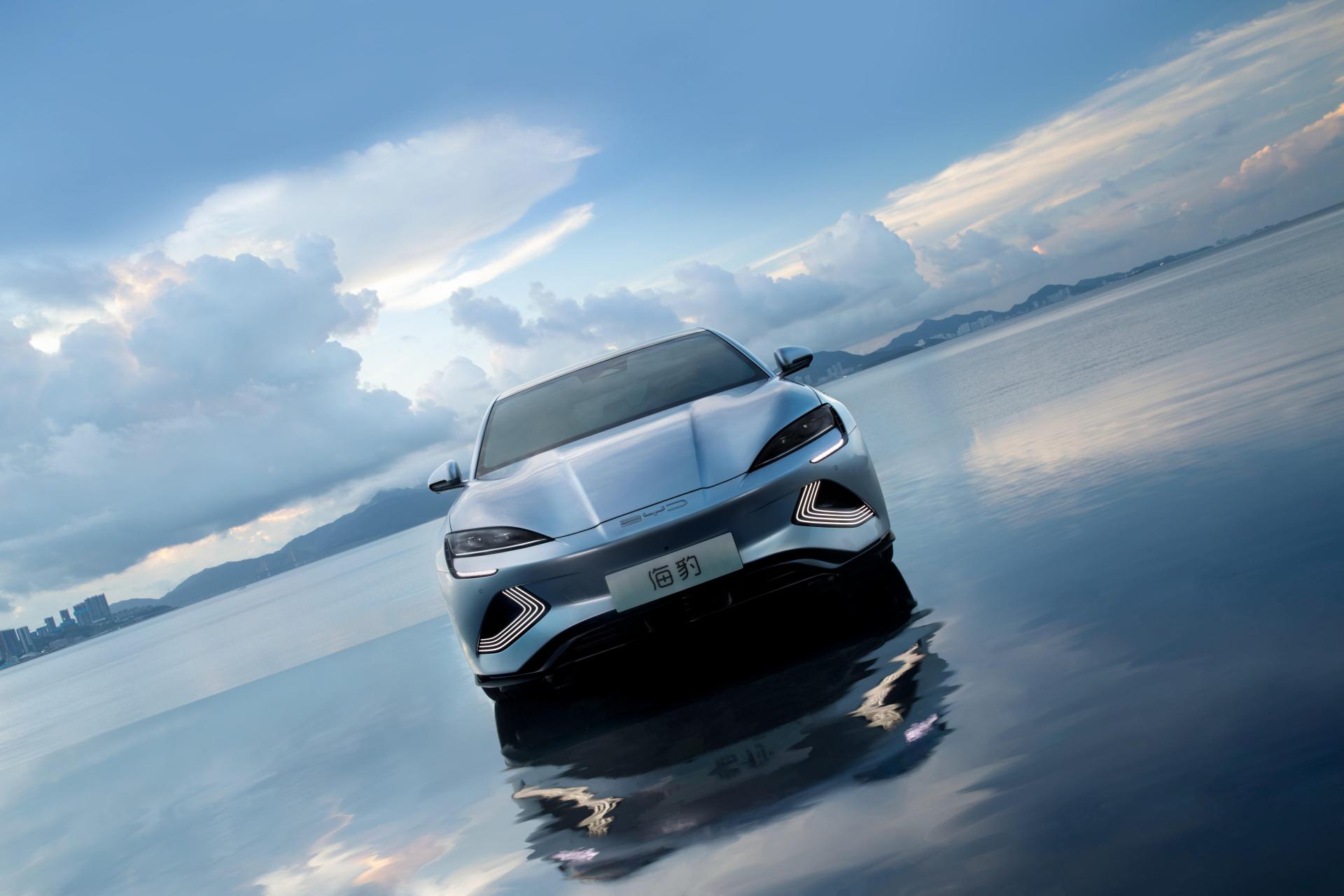 4连降的比亚迪海豹ev车型,9月份依然有3401辆的成绩!