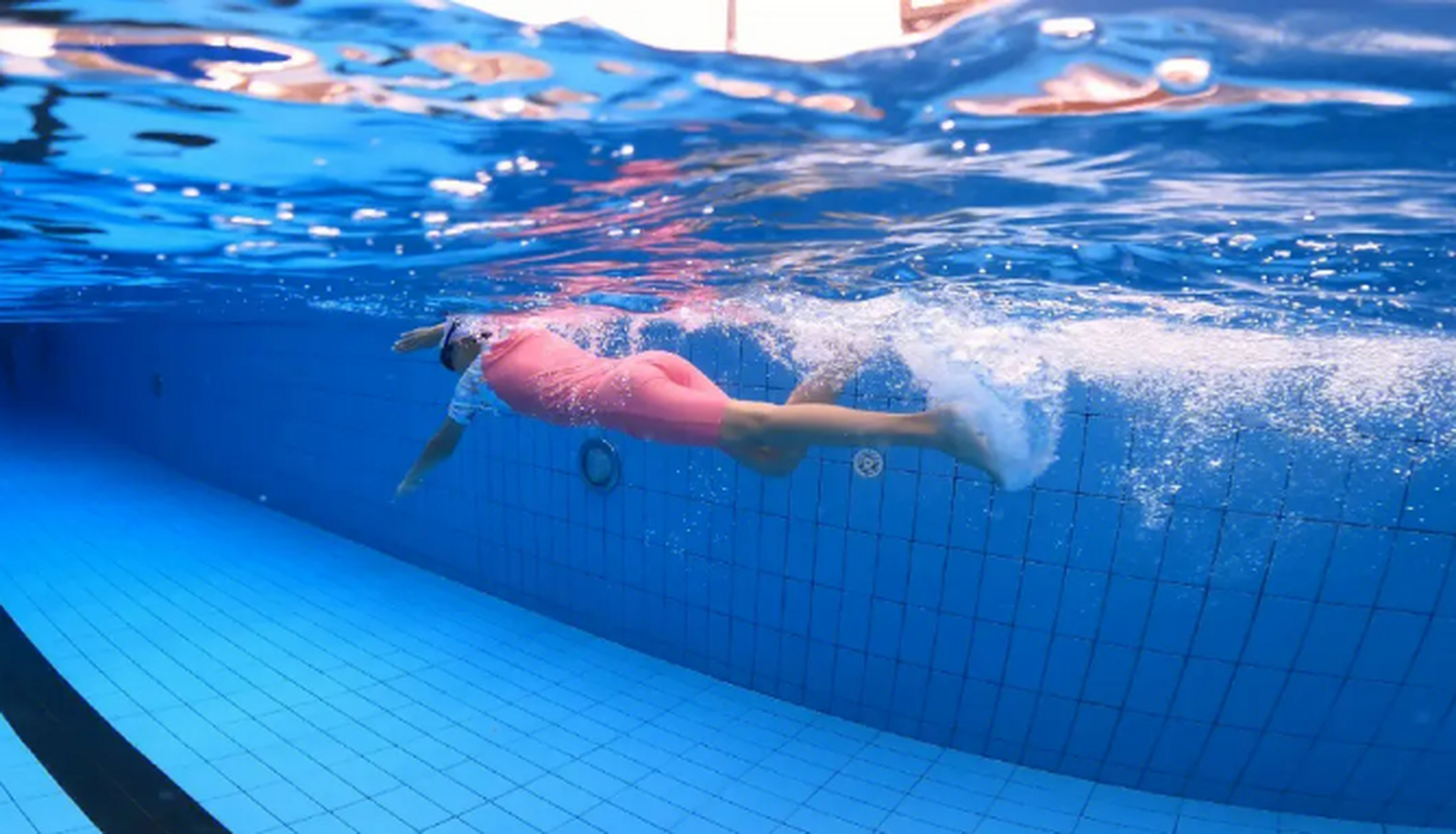 让鼻炎患者舒适的运动:游泳!