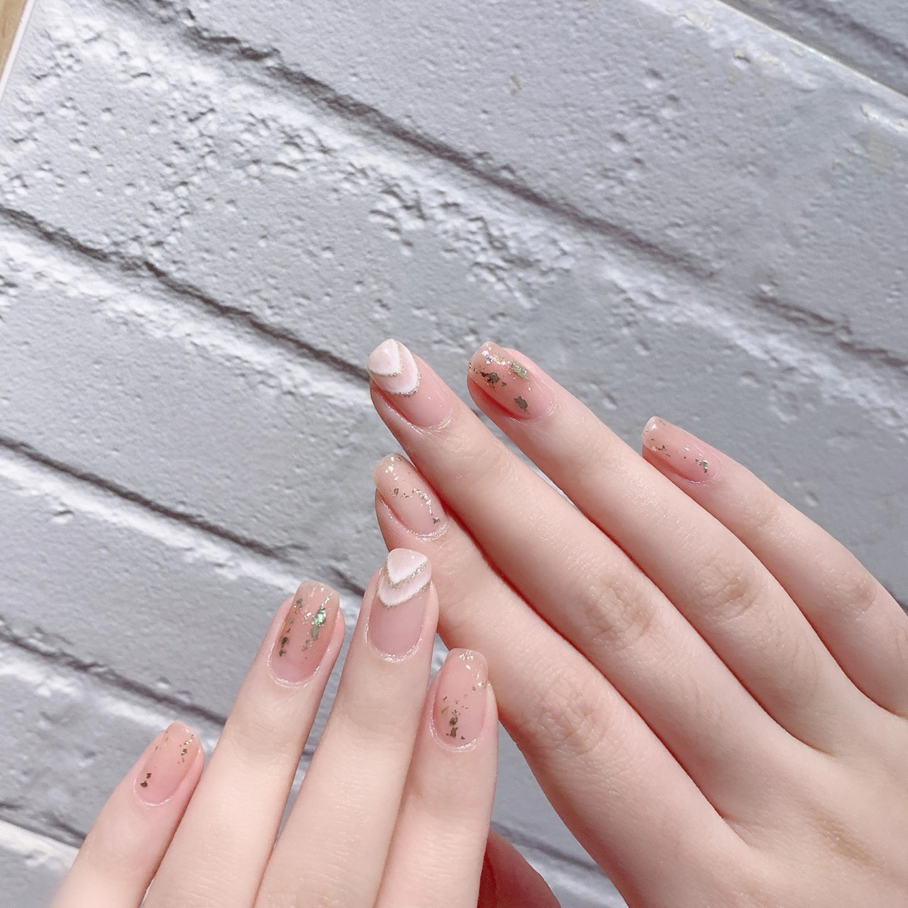 山丘纹美甲经久不衰经典款.