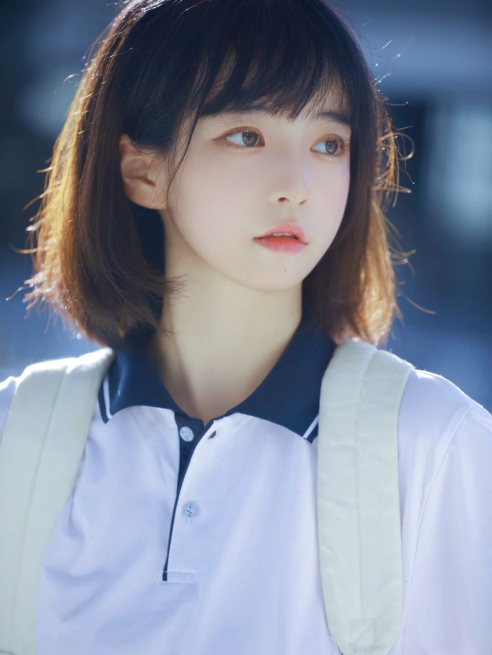 女高中生正片出来我又疯狂心动了  本来这组只是想在地铁站随便试试