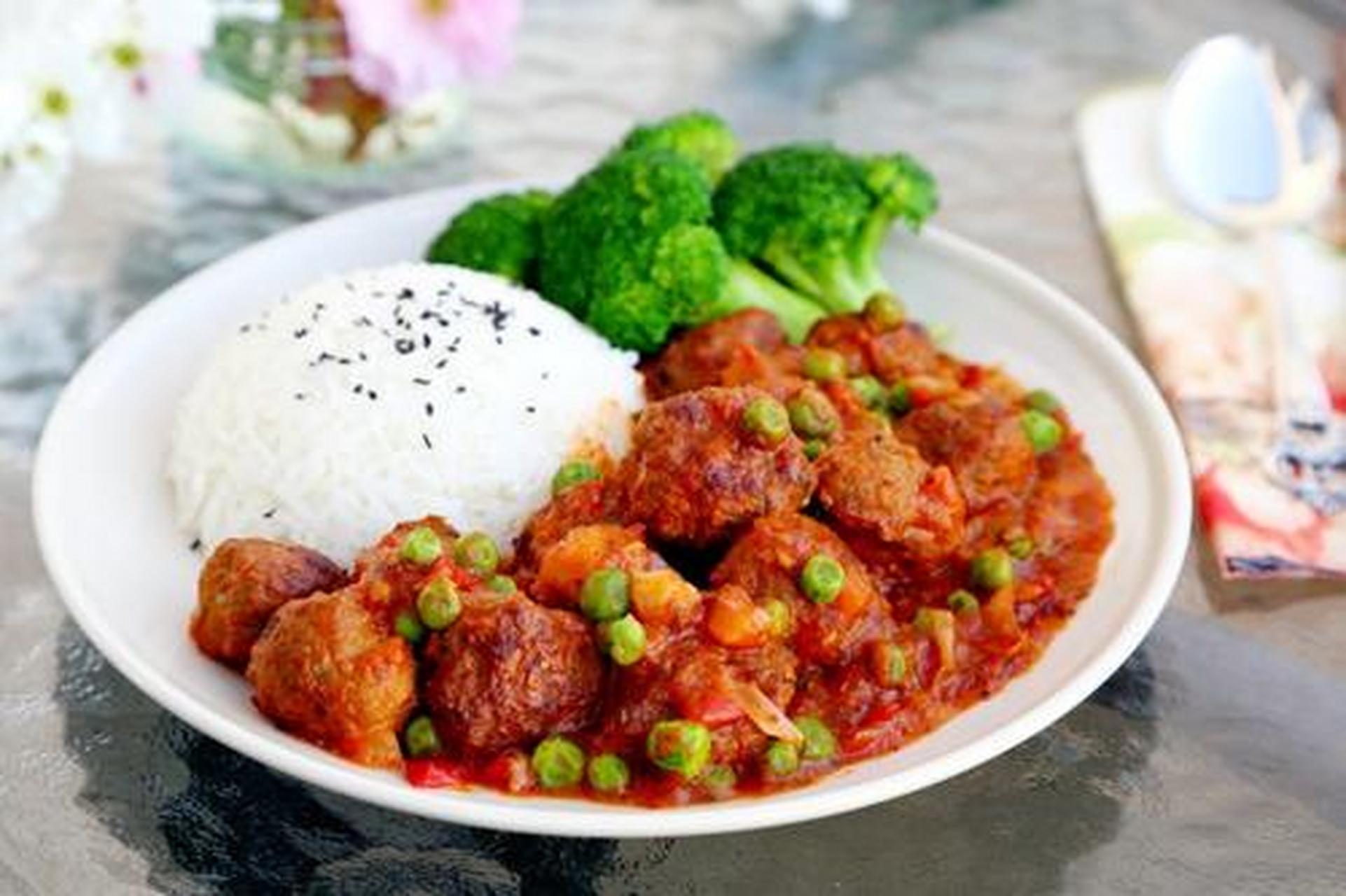 4月放肆吃#烩饭:除我们都熟知的意大利面,其实烩饭在意大利也是扮演