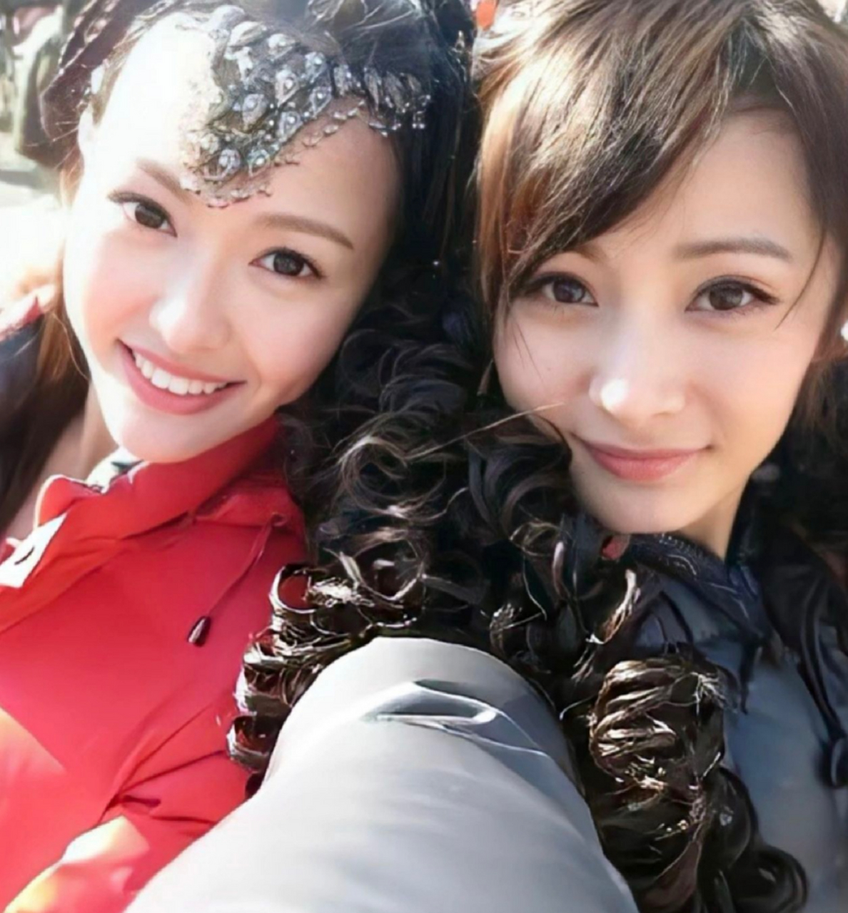 当年的仙剑三美,满脸都是胶原蛋白,眼神清澈,如今已经今非昔比,杨幂