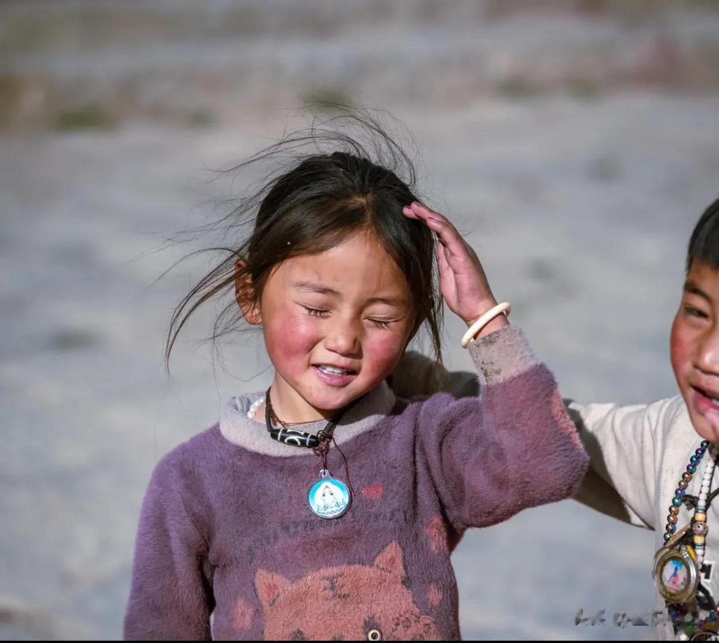 好美的小姑娘,美美的高原红!
