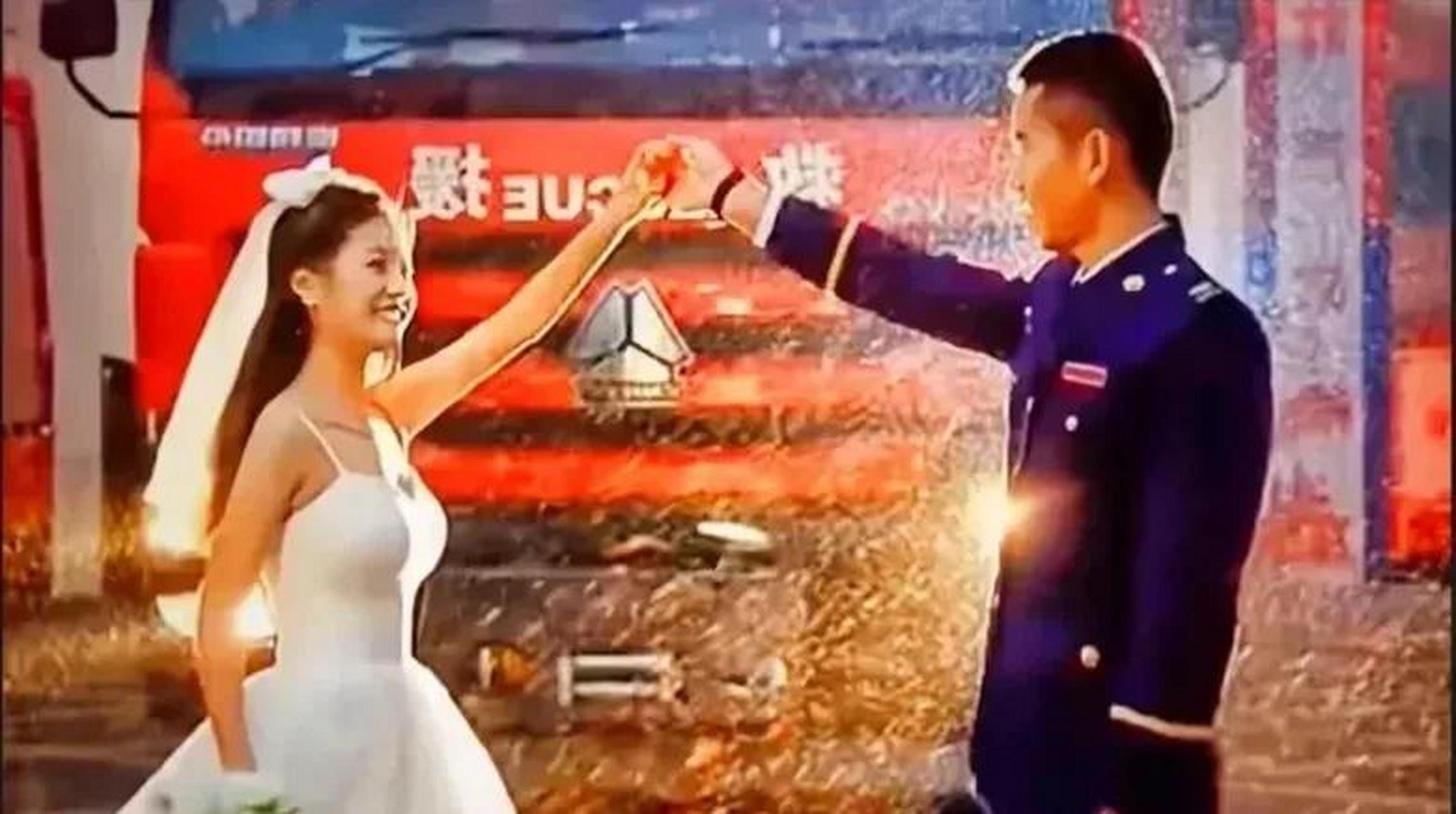 三年前,浙江金华,19岁消防员义无反顾冲入火海,"最帅公主抱"救出昏迷