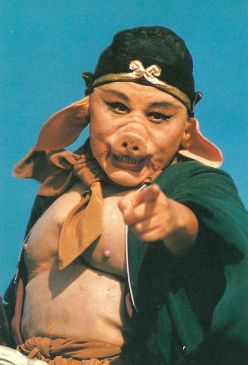 "猪八戒"马德华:戏里好色戏外痴情,与妻子恩爱50年零绯闻 说起娱乐圈