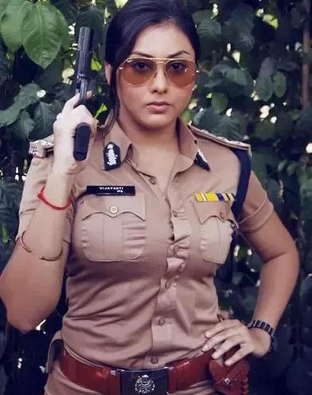 领动计划# 这名印度女警察是一名刹帝利的高种族.